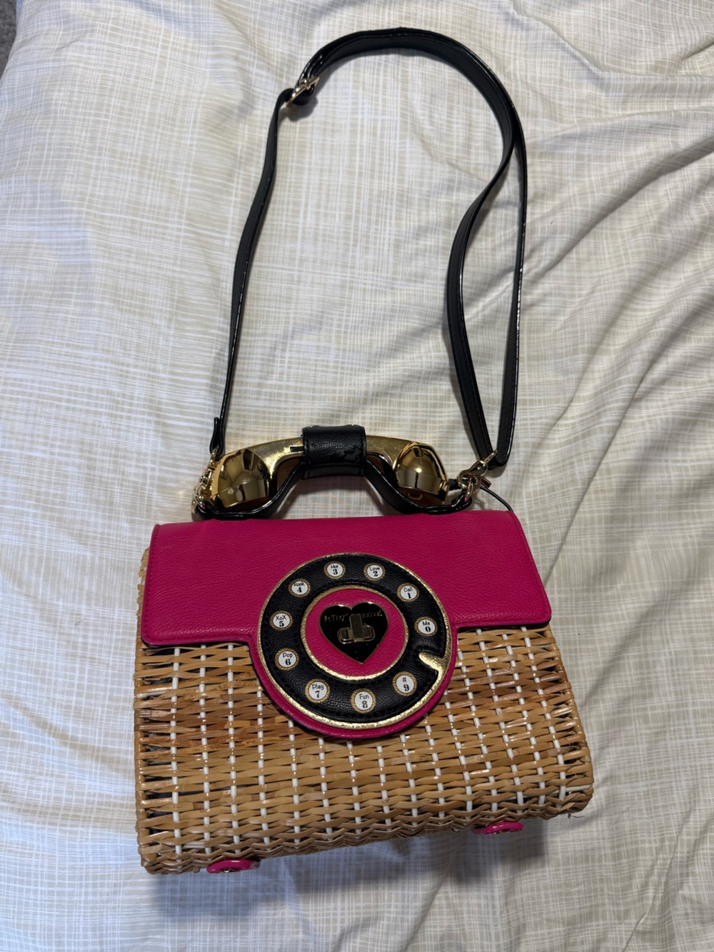 RARE Betsey Johnson Telephone Bag - Picture 2 of 8